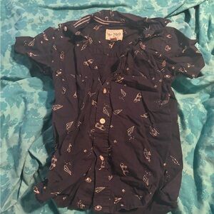 Place Navy Shirt with Airplane Design